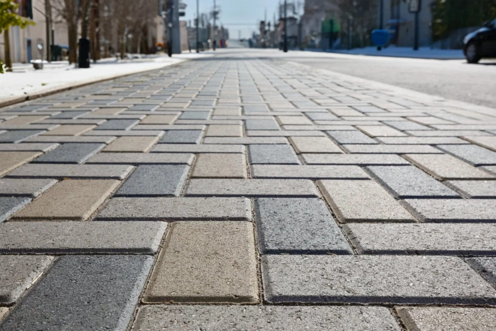 Heated paver sidewalk multicoloured